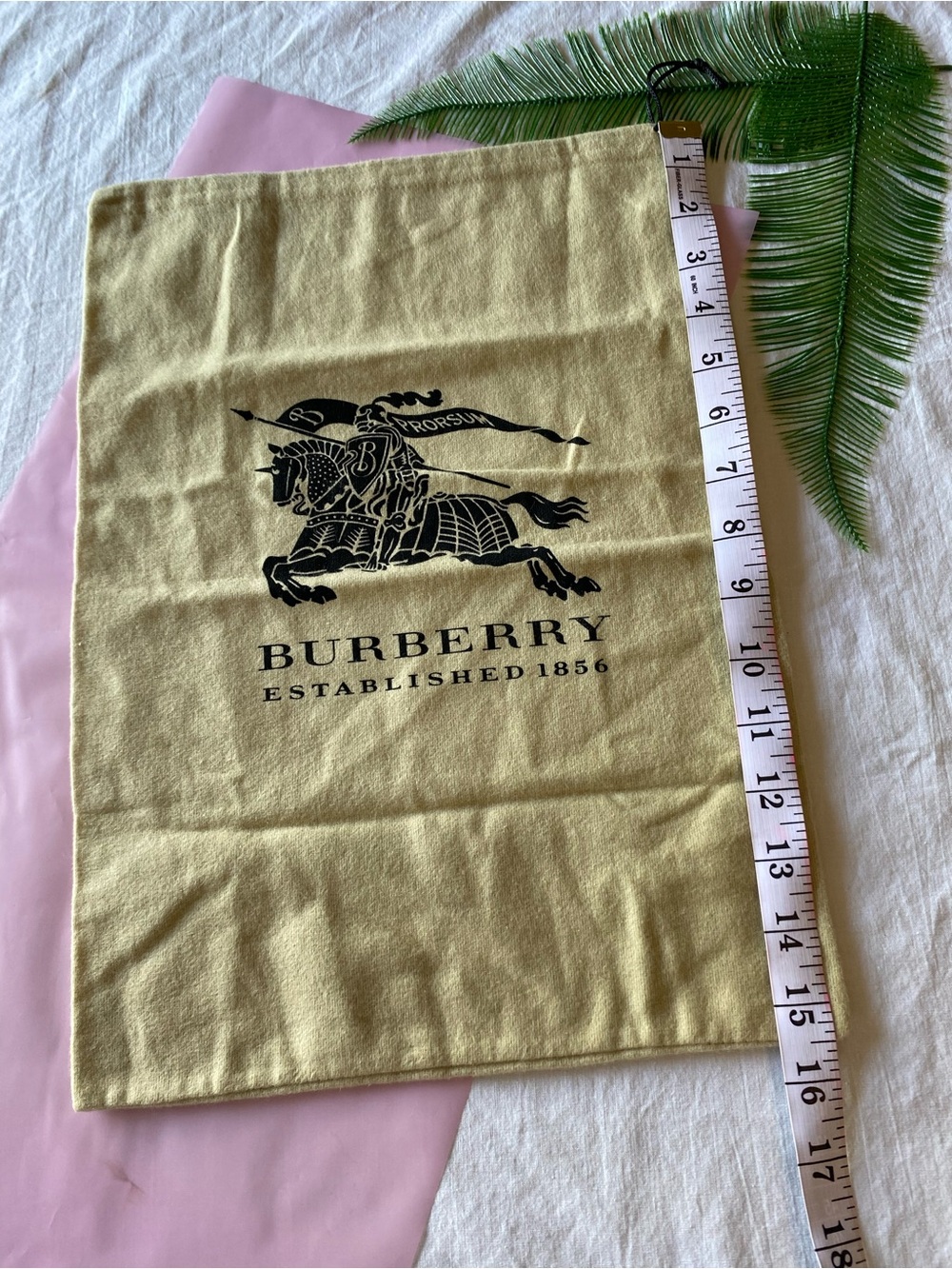 Burberry Dust Bag - Picture 4 of 4